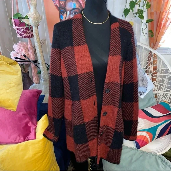 JANA BRAND FLEECE PLAID COZY PLUS CARDIGAN - Picture 1 of 4